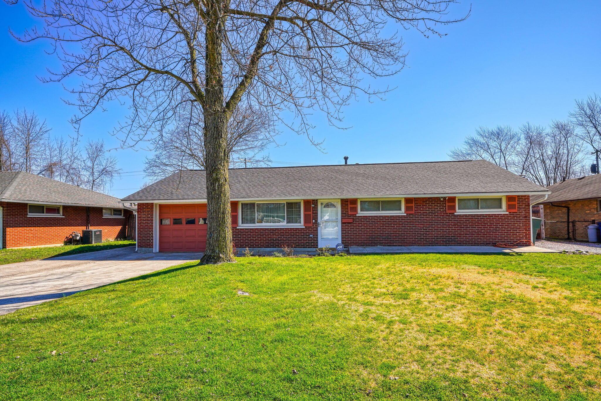 932 Demorest Road Columbus, OH 43204 - Photo 1 of 44 Front View