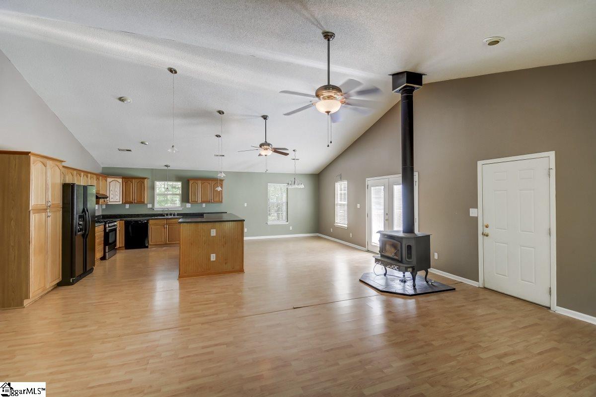 100 Tyger Meadow Road Travelers Rest, SC 29690 - Photo 4 of 30 Gallery Image 4