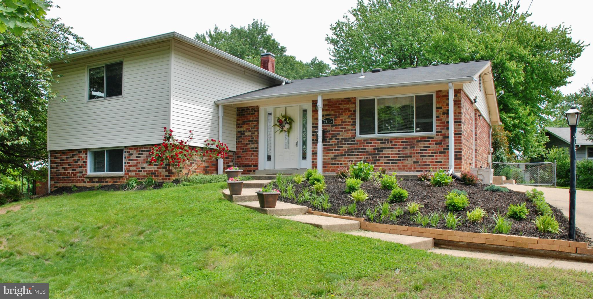 705 Whitaker Terrace Silver Spring, MD 20901 - Photo 2 of 30 Exterior (Front)
