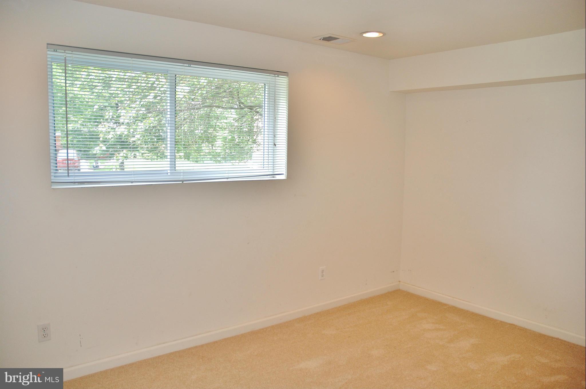 705 Whitaker Terrace Silver Spring, MD 20901 - Photo 21 of 30 Bedroom