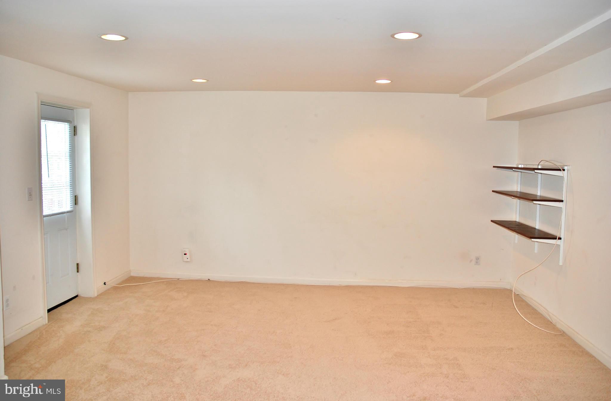 705 Whitaker Terrace Silver Spring, MD 20901 - Photo 26 of 30 Bedroom