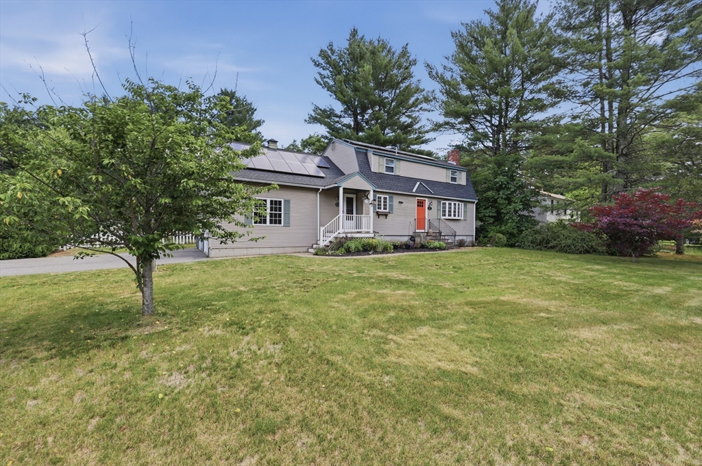 105 Main Street Townsend, MA 01469 - Photo 2 of 34
