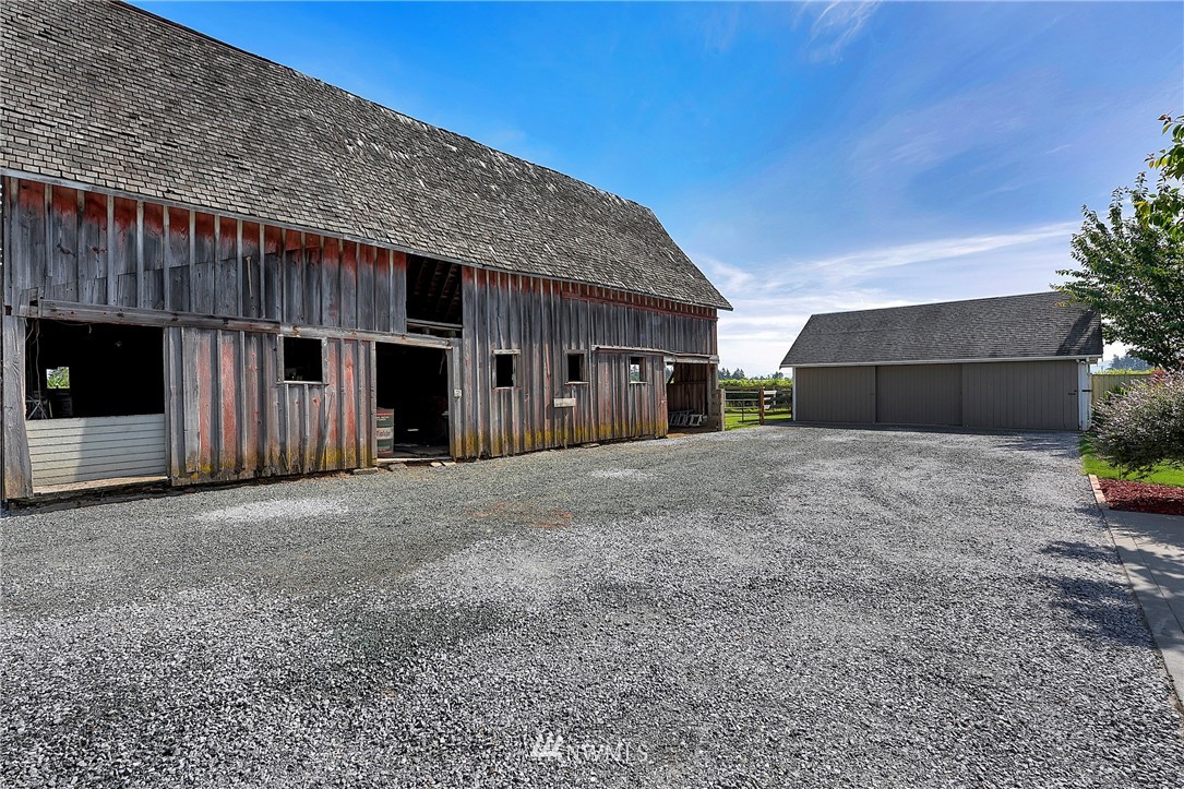 2212 Birch Bay Lynden Road Custer, WA 98240 - Photo 11 of 25