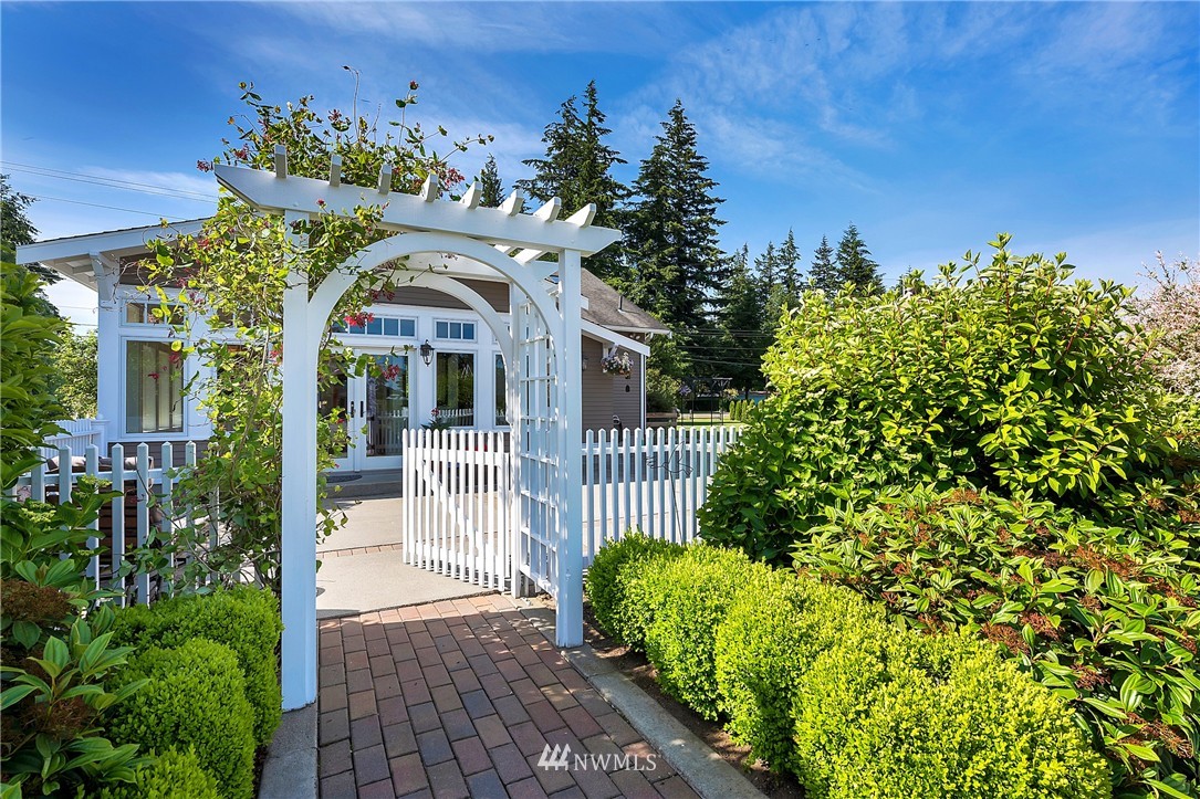 2212 Birch Bay Lynden Road Custer, WA 98240 - Photo 12 of 25