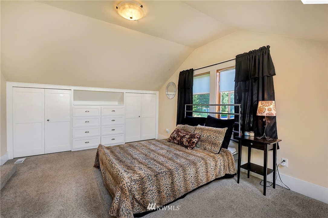 2212 Birch Bay Lynden Road Custer, WA 98240 - Photo 7 of 25