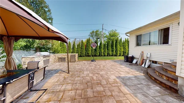 $4,350 | 121 Woodward Parkway, Farmingdale, NY 11735