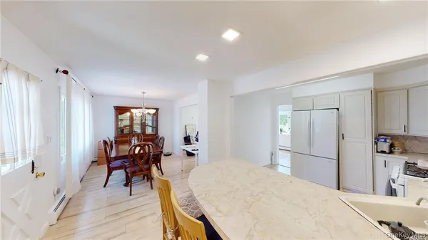 $4,350 | 121 Woodward Parkway, Farmingdale, NY 11735