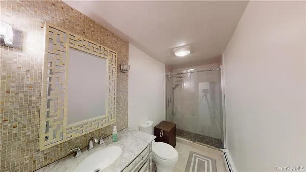 $4,350 | 121 Woodward Parkway, Farmingdale, NY 11735