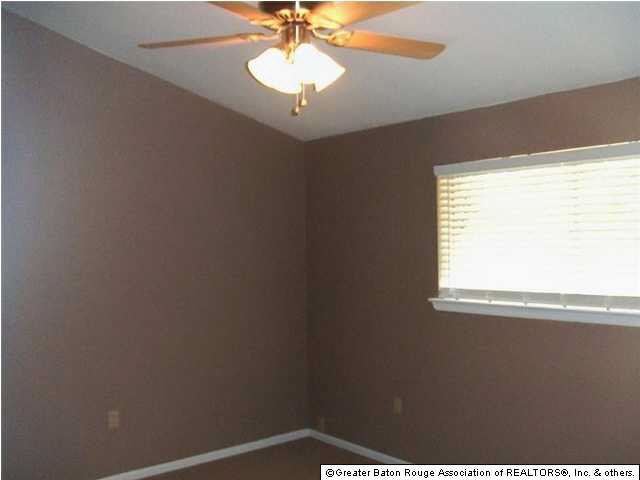 13752 Basin Court Baton Rouge, LA 70810 - Photo 9 of 13 Gallery Image 9