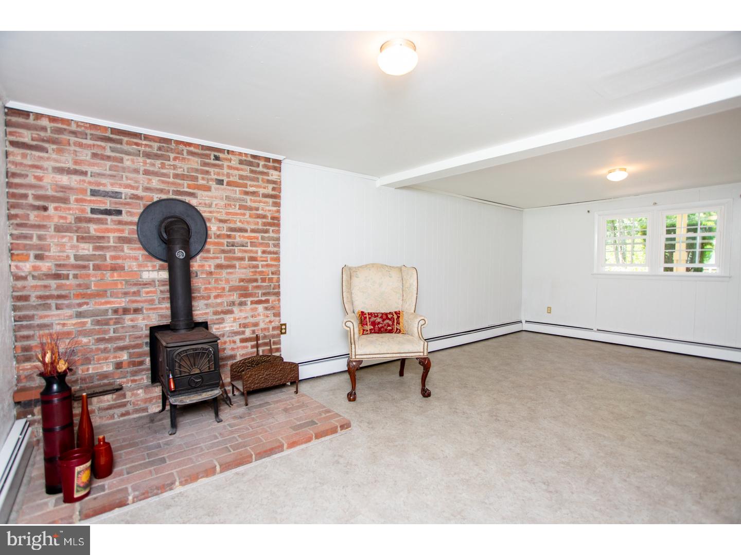 110 Blue Jay Road Chalfont, PA 18914 - Photo 16 of 25 Family Room