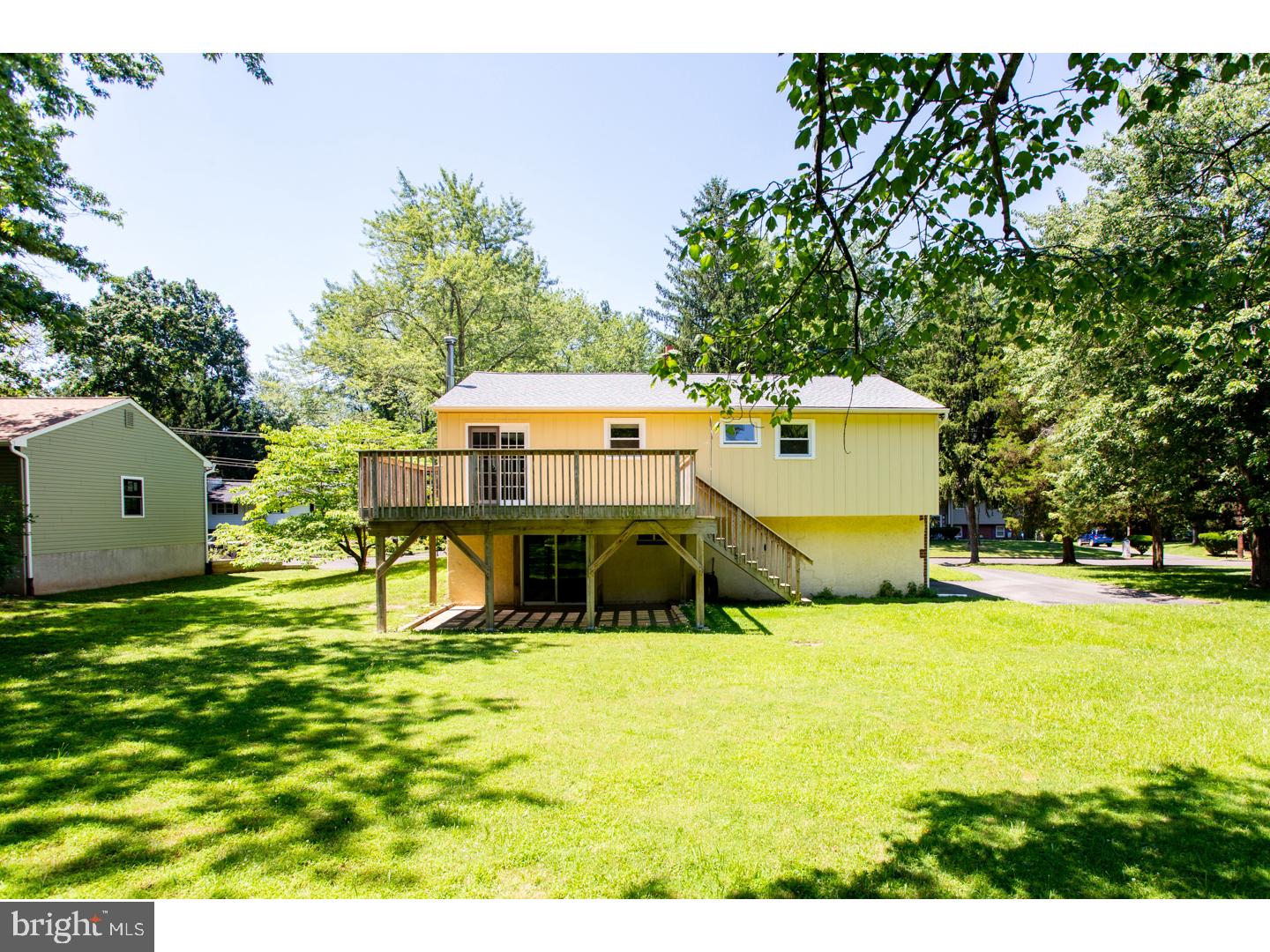 110 Blue Jay Road Chalfont, PA 18914 - Photo 22 of 25 Exterior Back