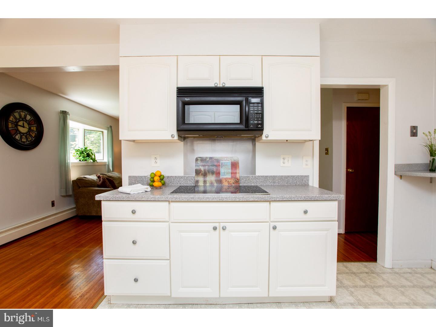 110 Blue Jay Road Chalfont, PA 18914 - Photo 6 of 25 Kitchen