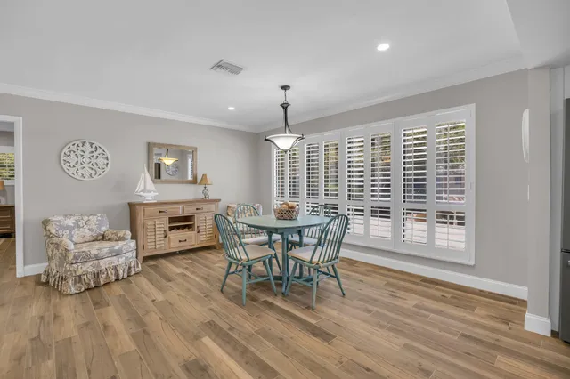 $449,000 | 24 Southeast Turtle Creek Drive, Unit F, Tequesta, FL 33469