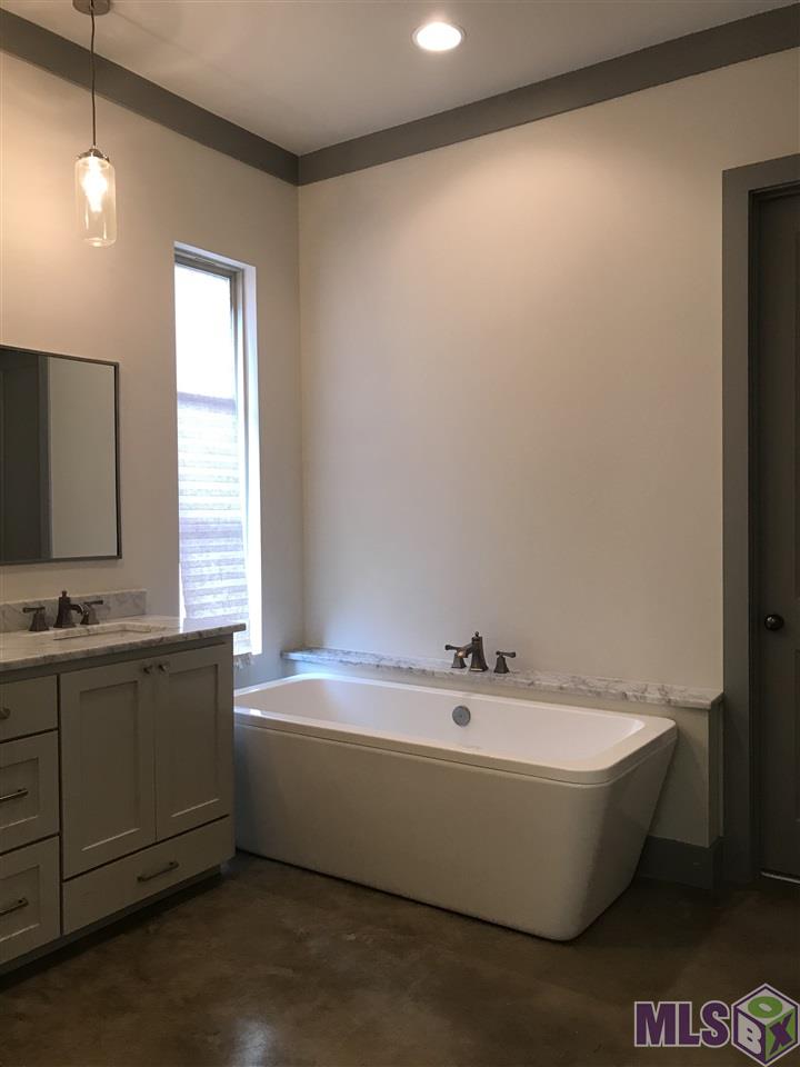 3617 Rue D Orleans Baton Rouge, LA 70810 - Photo 9 of 15 Gallery Image 9