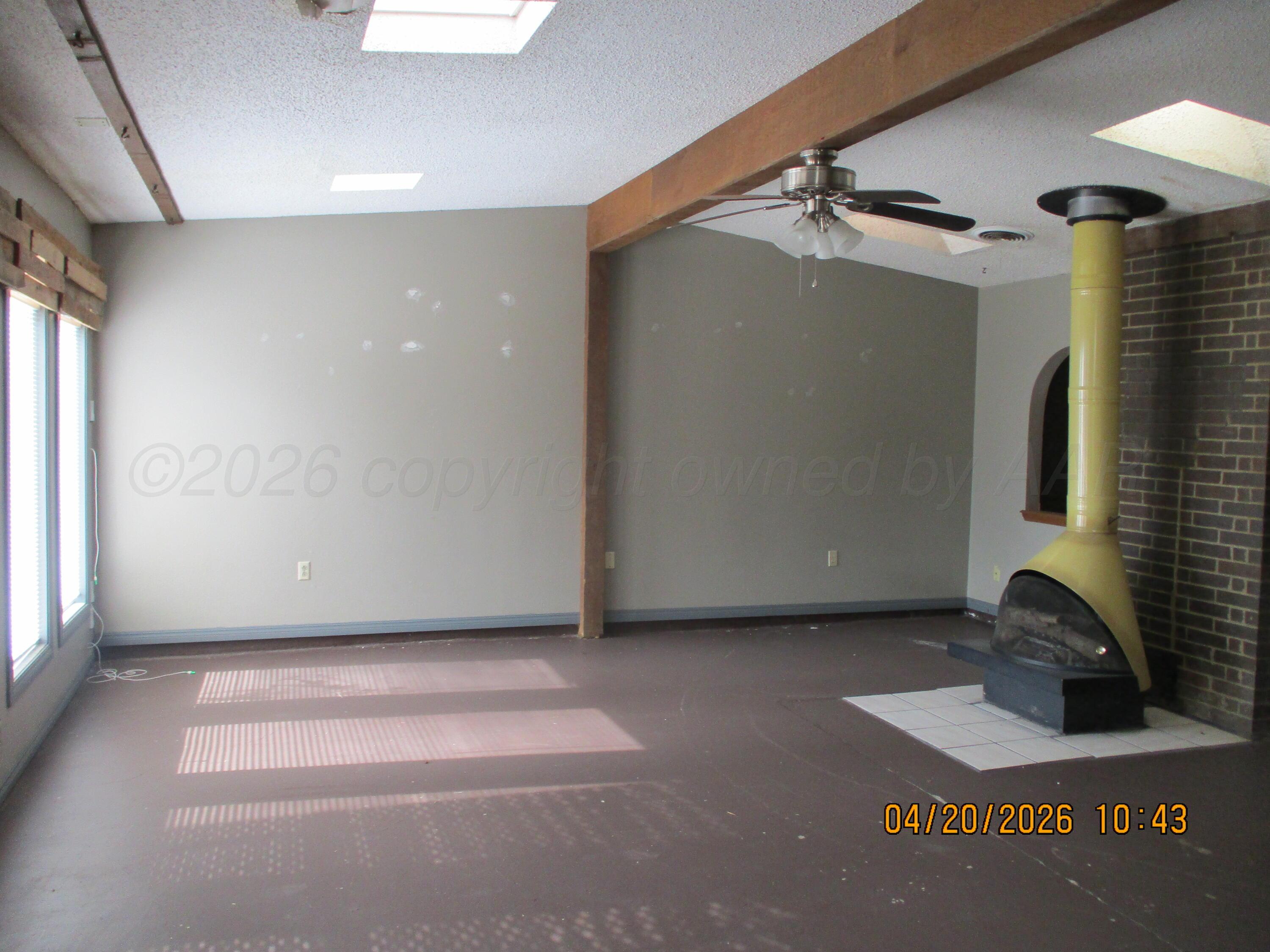 3407 Kingston Road Amarillo, TX 79109 - Photo 14 of 18 Sunroom