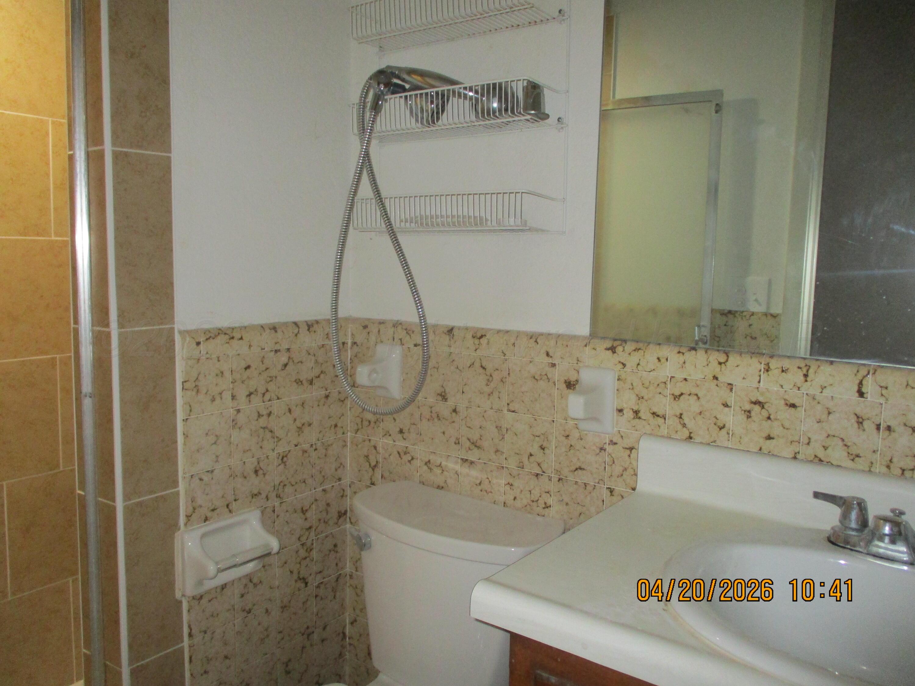 3407 Kingston Road Amarillo, TX 79109 - Photo 6 of 18 Bathroom 1