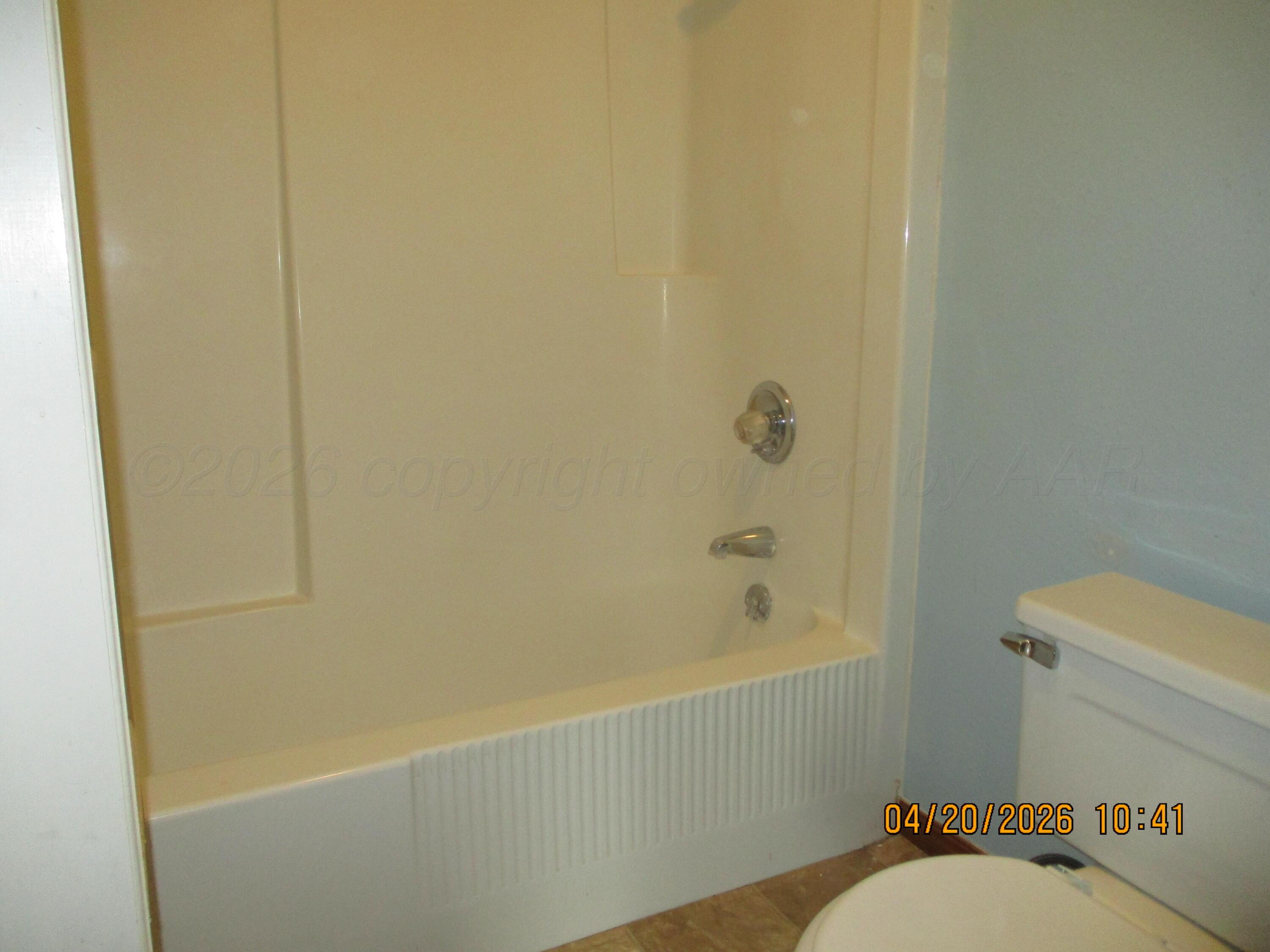 3407 Kingston Road Amarillo, TX 79109 - Photo 10 of 18 Master Bath