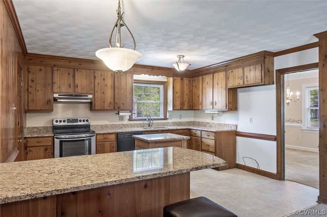 4061 Falstone Road North Chesterfield, VA 23234 - Photo 11 of 33 a kitchen with kitchen island granite countertop a sink stove and refrigerator