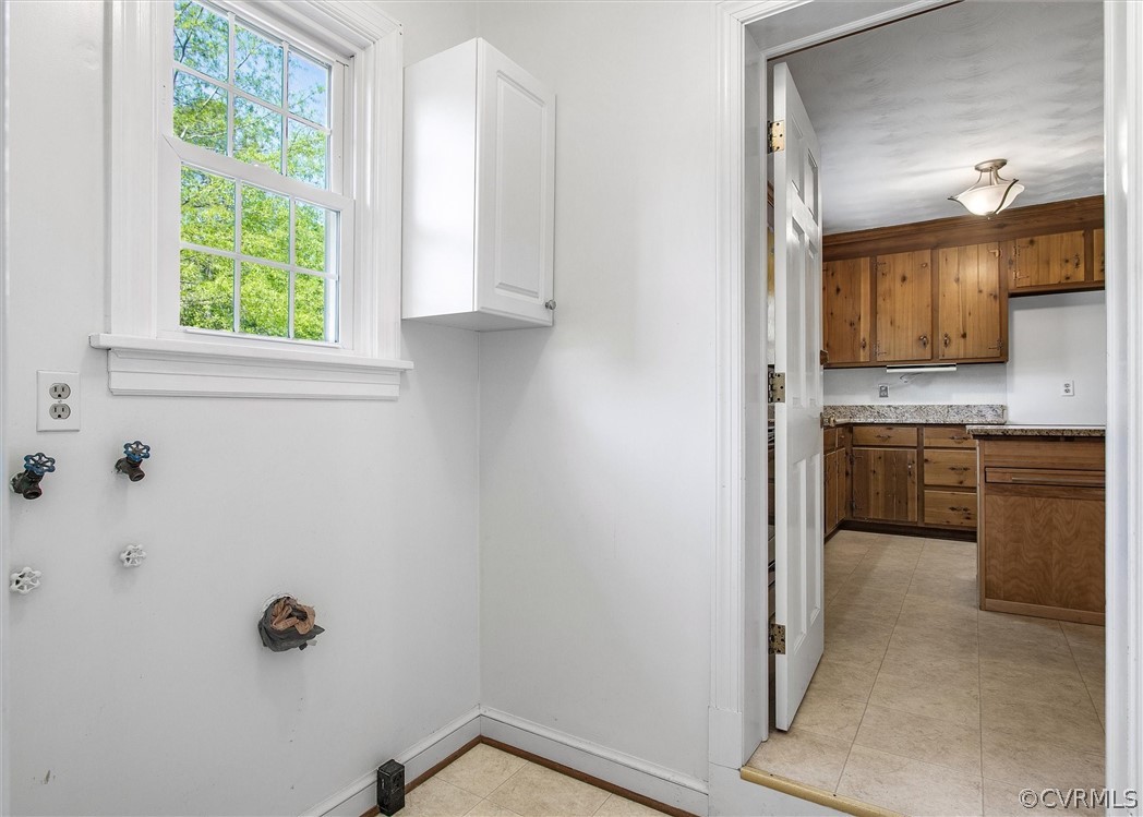 4061 Falstone Road North Chesterfield, VA 23234 - Photo 16 of 33 a kitchen with a refrigerator and a stove