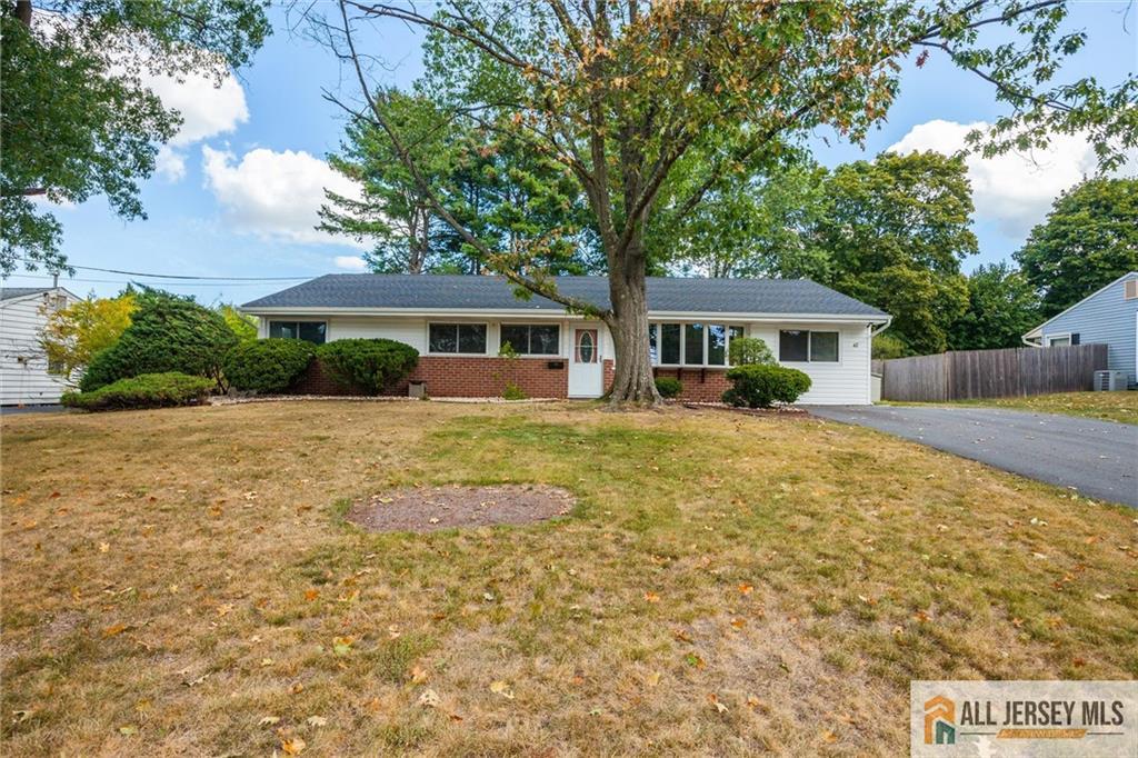 42 New Road Kendall Park, NJ 08824 - Photo 4 of 32 Gallery Image 4