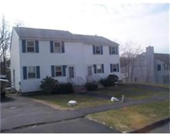 $2,195 | 17 Catalpa Circle, Worcester, MA 01603