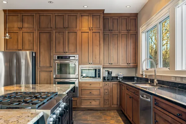 $2,375,000 | 659 Harbor Greens Place, Sparta, TN 38583