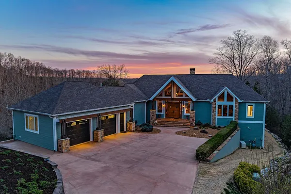 $2,375,000 | 659 Harbor Greens Place, Sparta, TN 38583