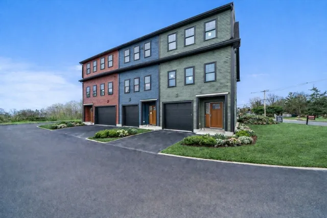 $899,000 | 77 Neponset Street, Unit 77, Canton, MA 02021