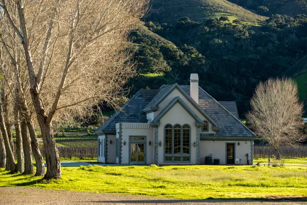 $5,900,000 | 8669 Santa Rosa Road, Buellton, CA 93427