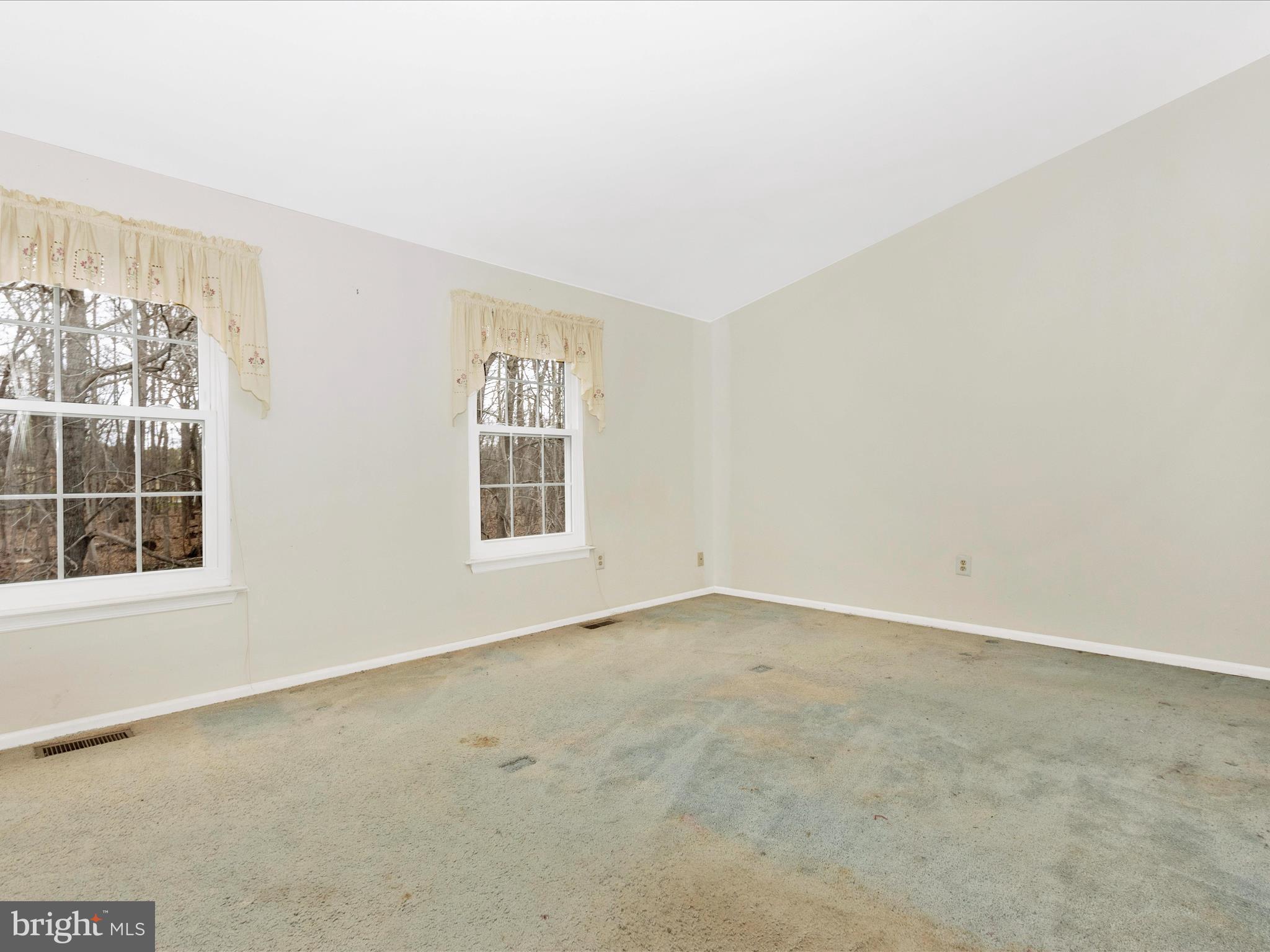 58 Six Notches Court Catonsville, MD 21228 - Photo 25 of 54 Primary Bedroom