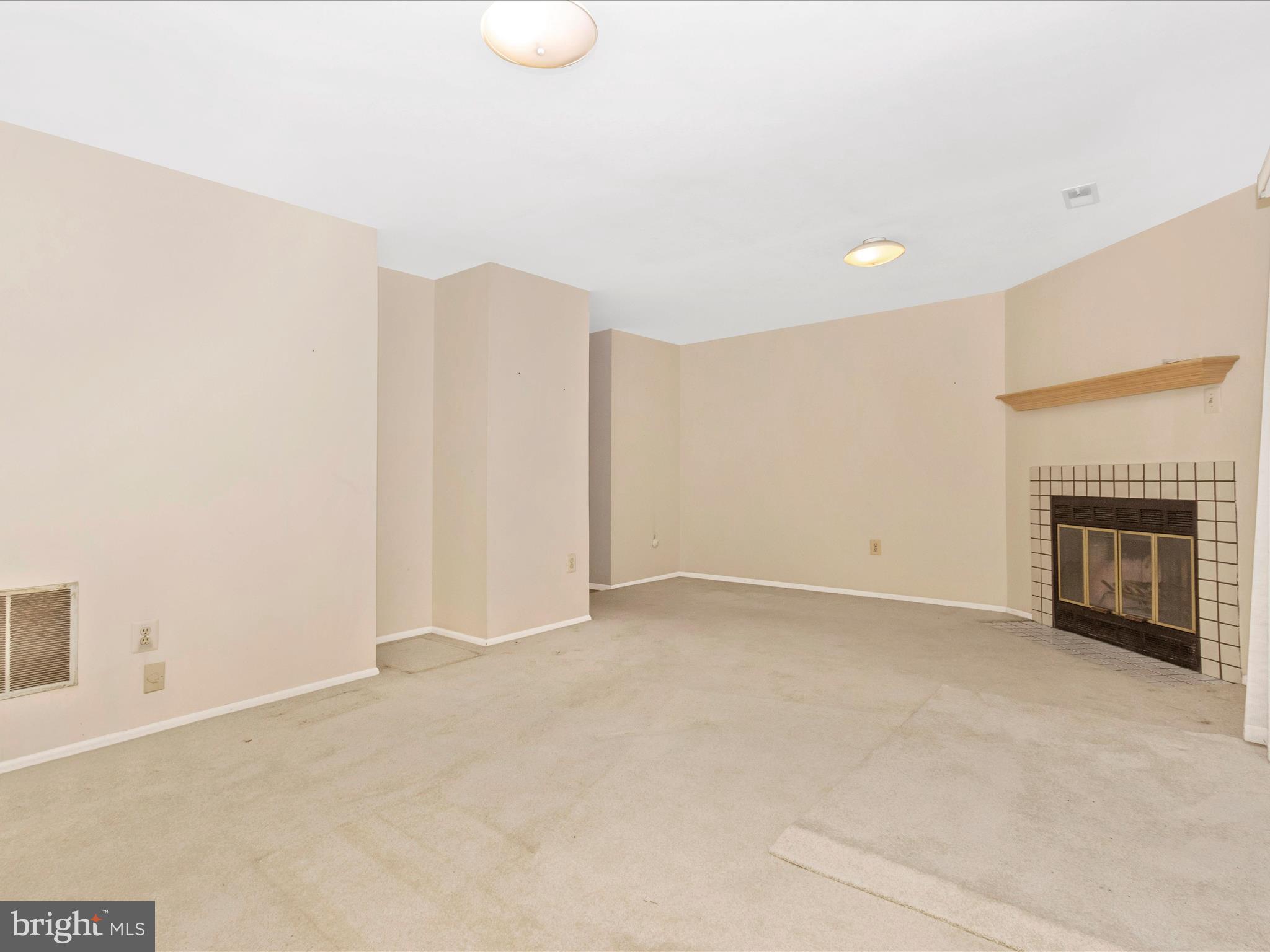 58 Six Notches Court Catonsville, MD 21228 - Photo 38 of 54 Family Room