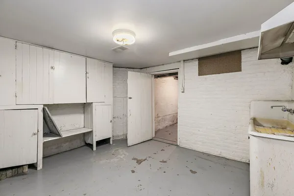 $254,900 | 126 Park Avenue, DeKalb, IL 60115