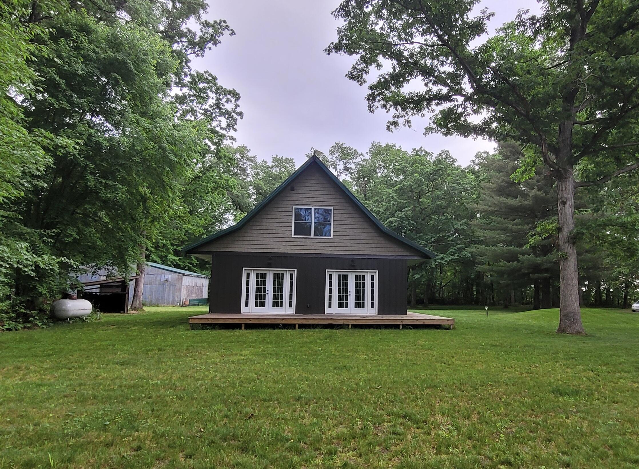 65722 Engle Road Constantine, MI 49042 - Photo 2 of 25 20220602_080055 (1)