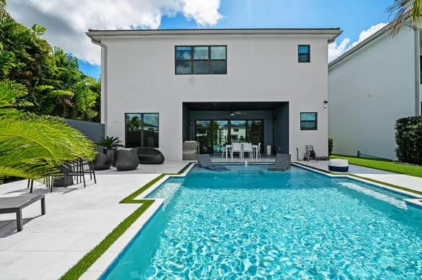 $18,000 | 8599 Tower Bridge Court, Boca Raton, FL 33496