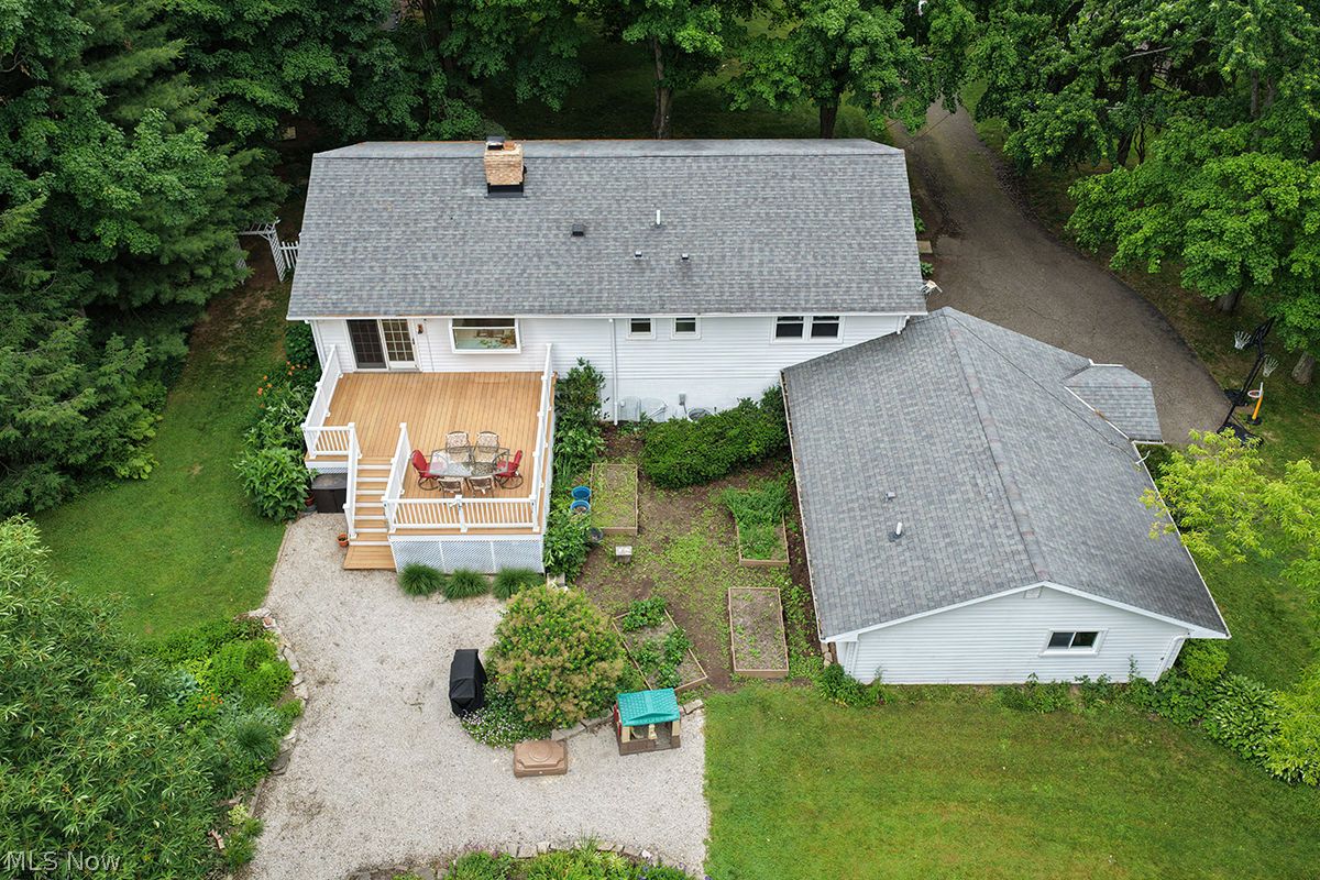 10515 Sherman Road Chardon, OH 44024 - Photo 26 of 32