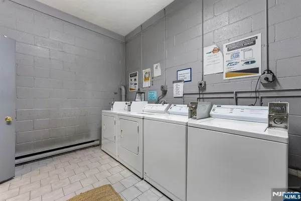 $299,999 | 144 70th Street, Unit 1E, Guttenberg, NJ 07093