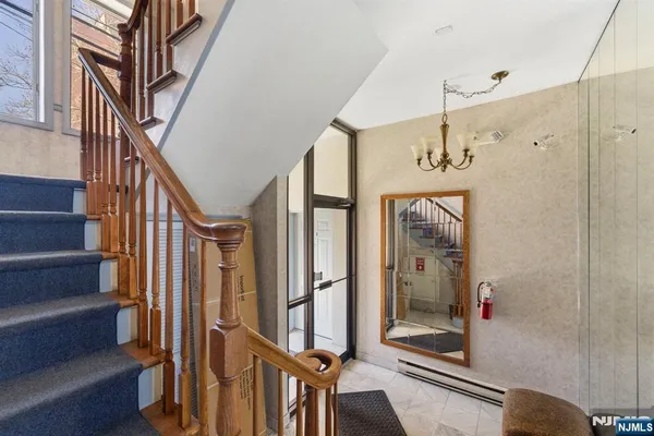 $299,999 | 144 70th Street, Unit 1E, Guttenberg, NJ 07093