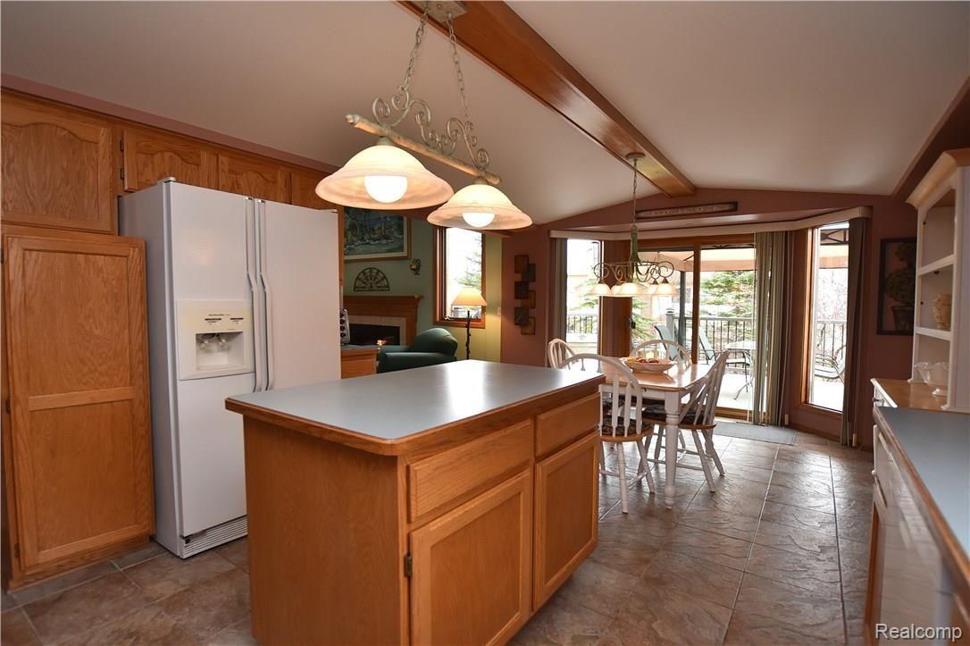 1072 Skyview Court Rochester, MI 48307 - Photo 13 of 36 SKYVIEW1072_19.JPG