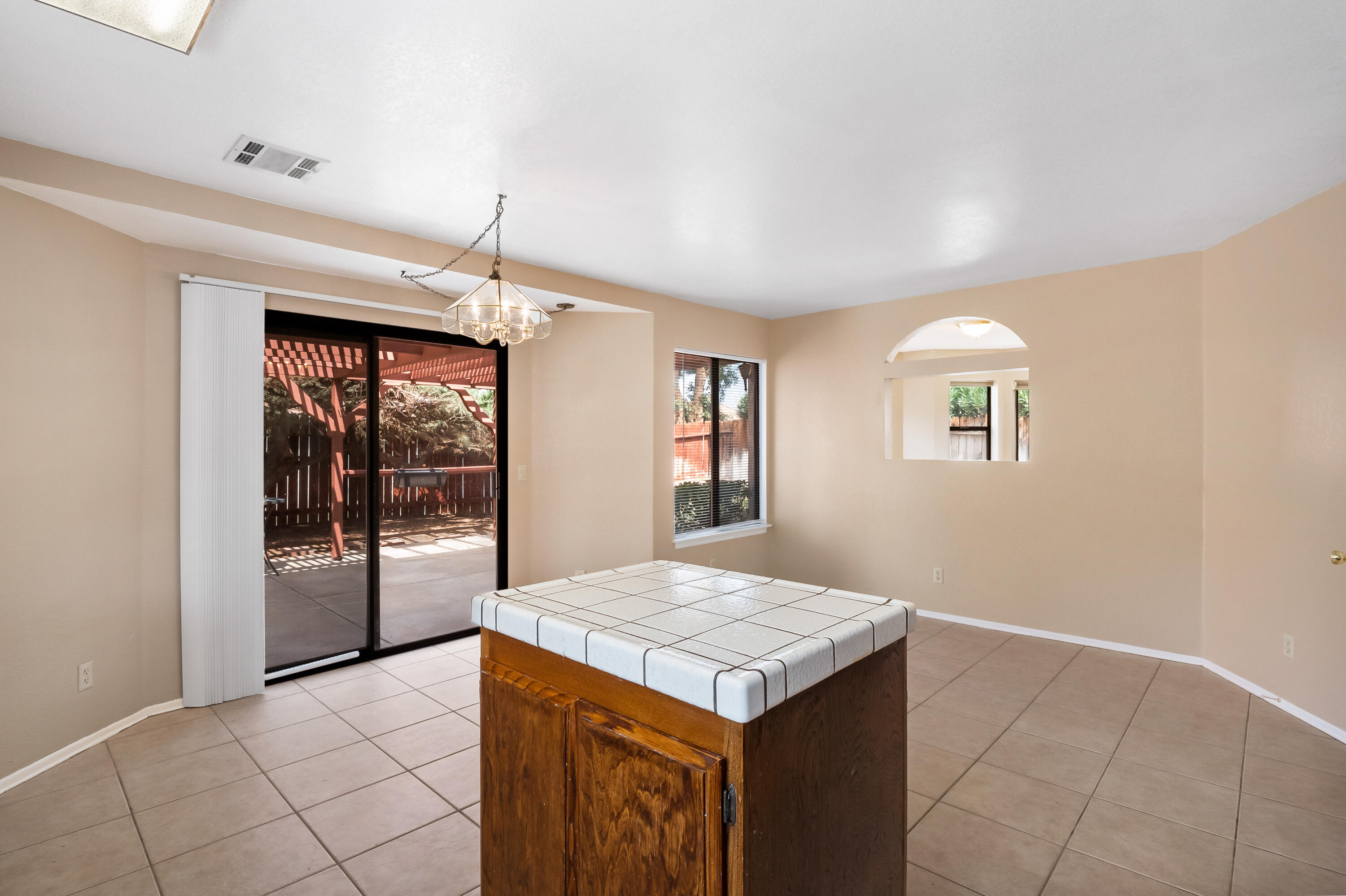 37749 Sulphur Springs Road Palmdale, CA 93552 - Photo 12 of 32 Sulphur Springs-12