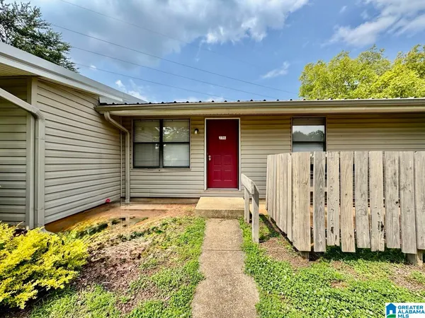 $925 | 1700 Greenbrier Dear Road, Unit 403 106A, Anniston, AL 36207