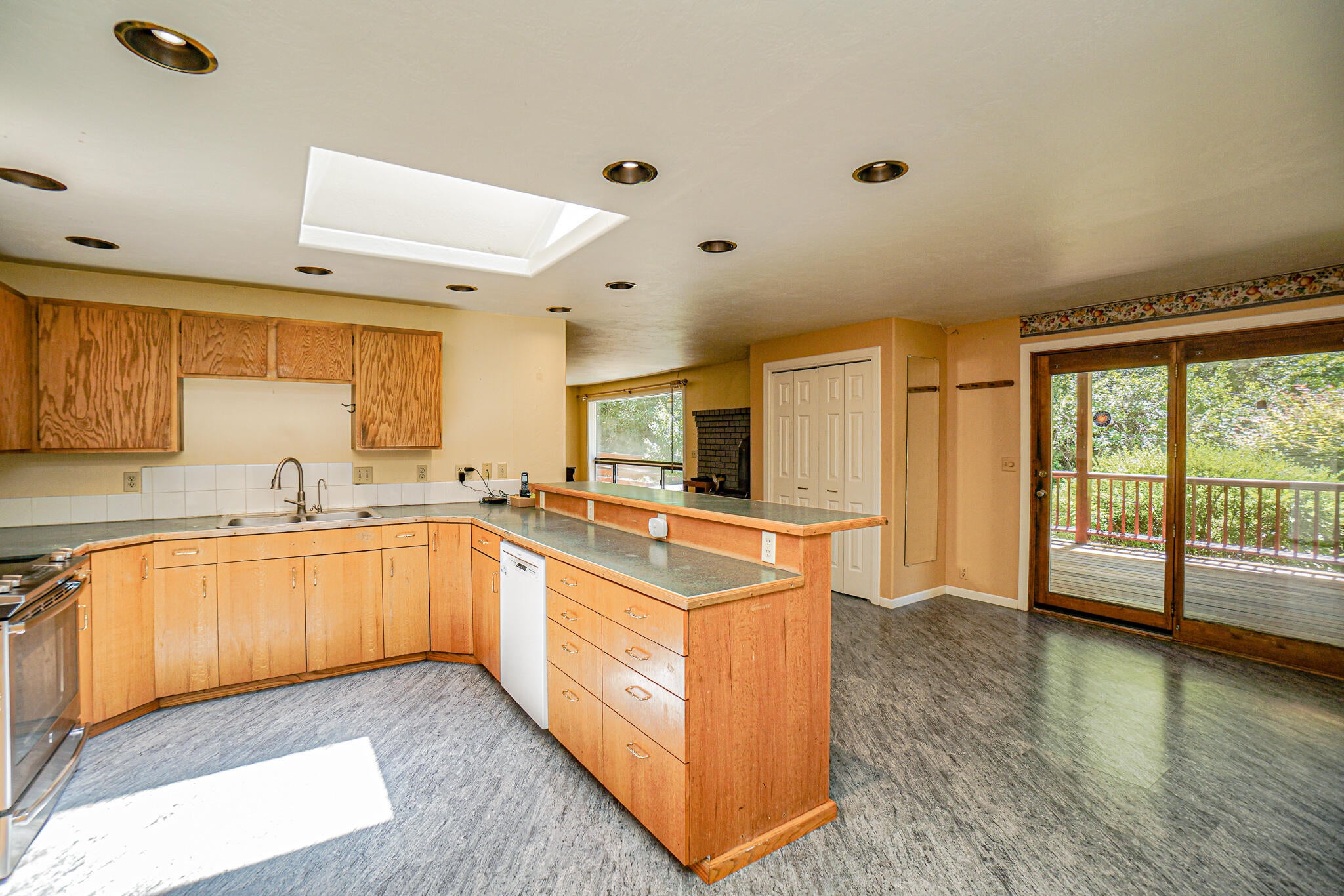 10320 Wagner Creek Road Talent, OR 97540 - Photo 13 of 67 DSC05743