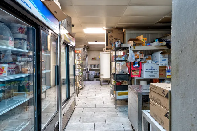 $5,000 | 2414 South Gordon Street, Alvin, TX 77511