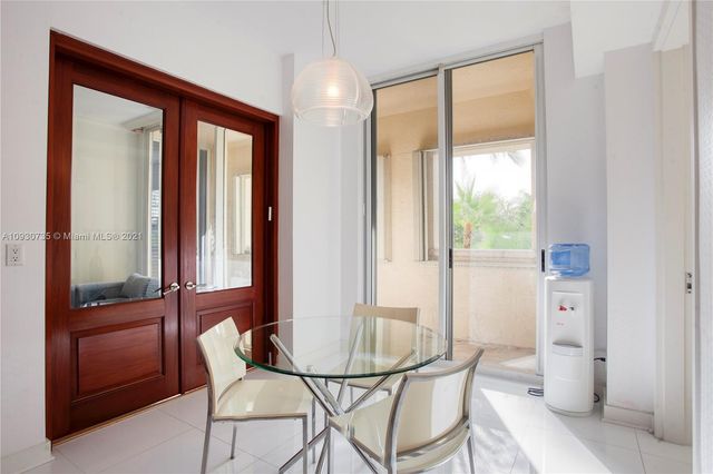 $1,250,000 | 19925 Northeast 39th Place, Unit 202, Aventura, FL 33180