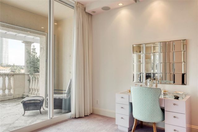 $1,250,000 | 19925 Northeast 39th Place, Unit 202, Aventura, FL 33180