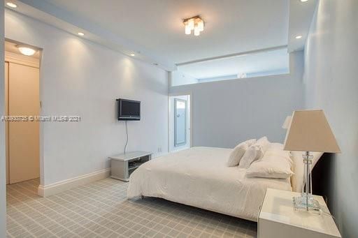 $1,250,000 | 19925 Northeast 39th Place, Unit 202, Aventura, FL 33180