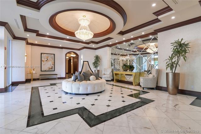 $1,250,000 | 19925 Northeast 39th Place, Unit 202, Aventura, FL 33180