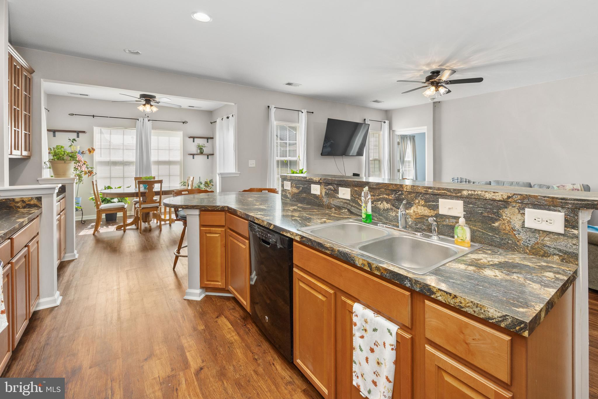 191 Bobbys Branch Road Millsboro, DE 19966 - Photo 10 of 40 a very nice looking kitchen with granite countertop a large counter top appliances and cabinets
