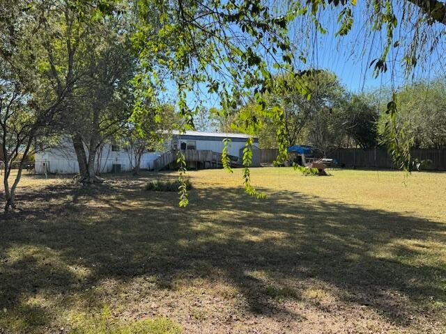 401 Horton Lane Cleveland, TN 37323 - Photo 6 of 11 a view of a house with a yard