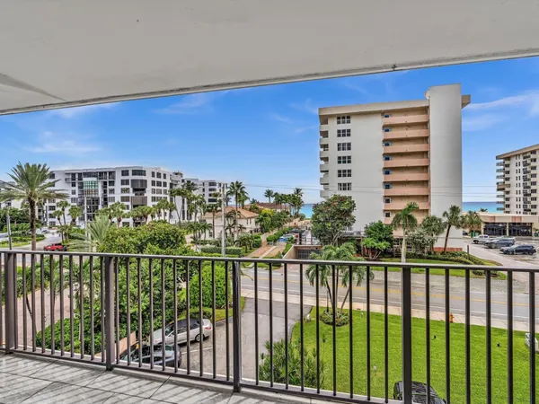 $2,800 | 1150 Hillsboro Mile, Unit 402, Hillsboro Beach, FL 33064