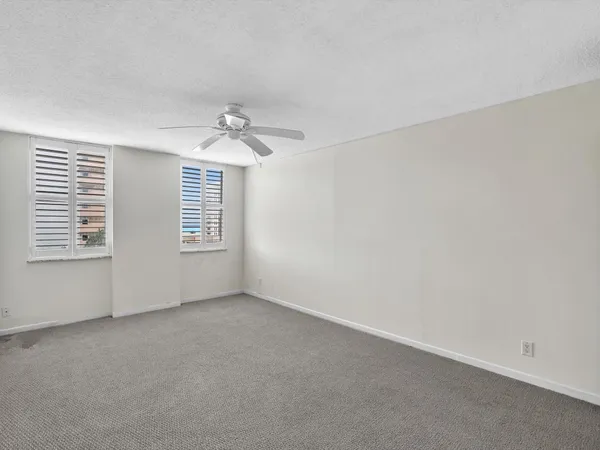 $2,800 | 1150 Hillsboro Mile, Unit 402, Hillsboro Beach, FL 33064